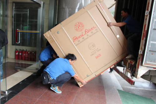 太湖钢琴贵重工艺品无忧运